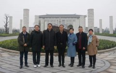 中殡协会长和浙江省民政厅省殡协领导考察天富娱乐